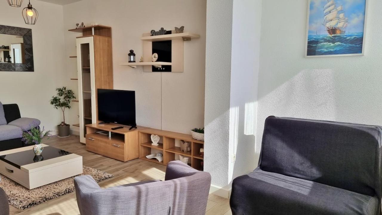 Apartments Slado Оміш Екстер'єр фото