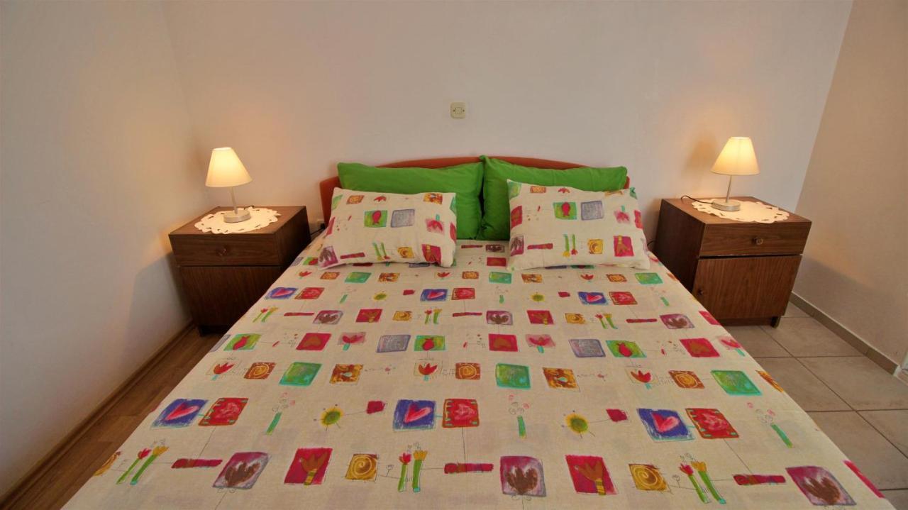 Apartments Slado Оміш Екстер'єр фото