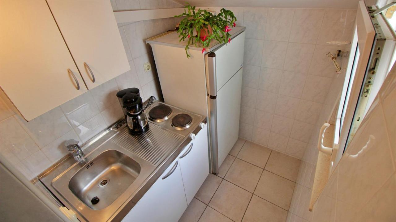 Apartments Slado Оміш Екстер'єр фото